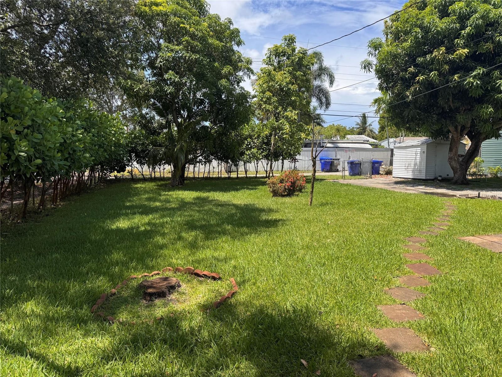 2547 Thomas Street, Hollywood, FL 33020 photo 3