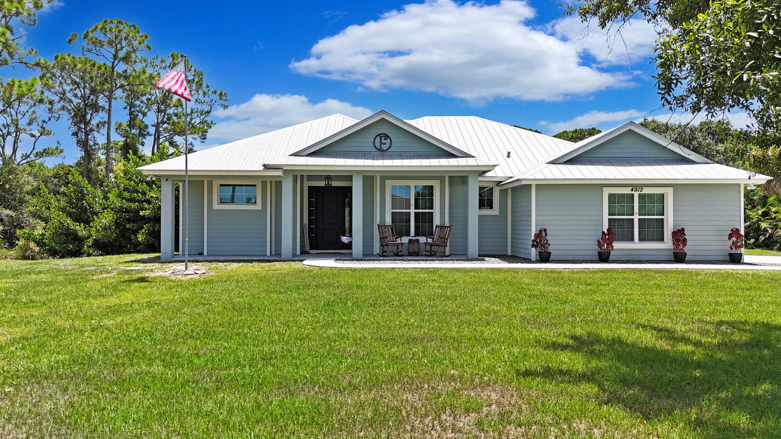 4912 Pinetree Drive — photo 3
