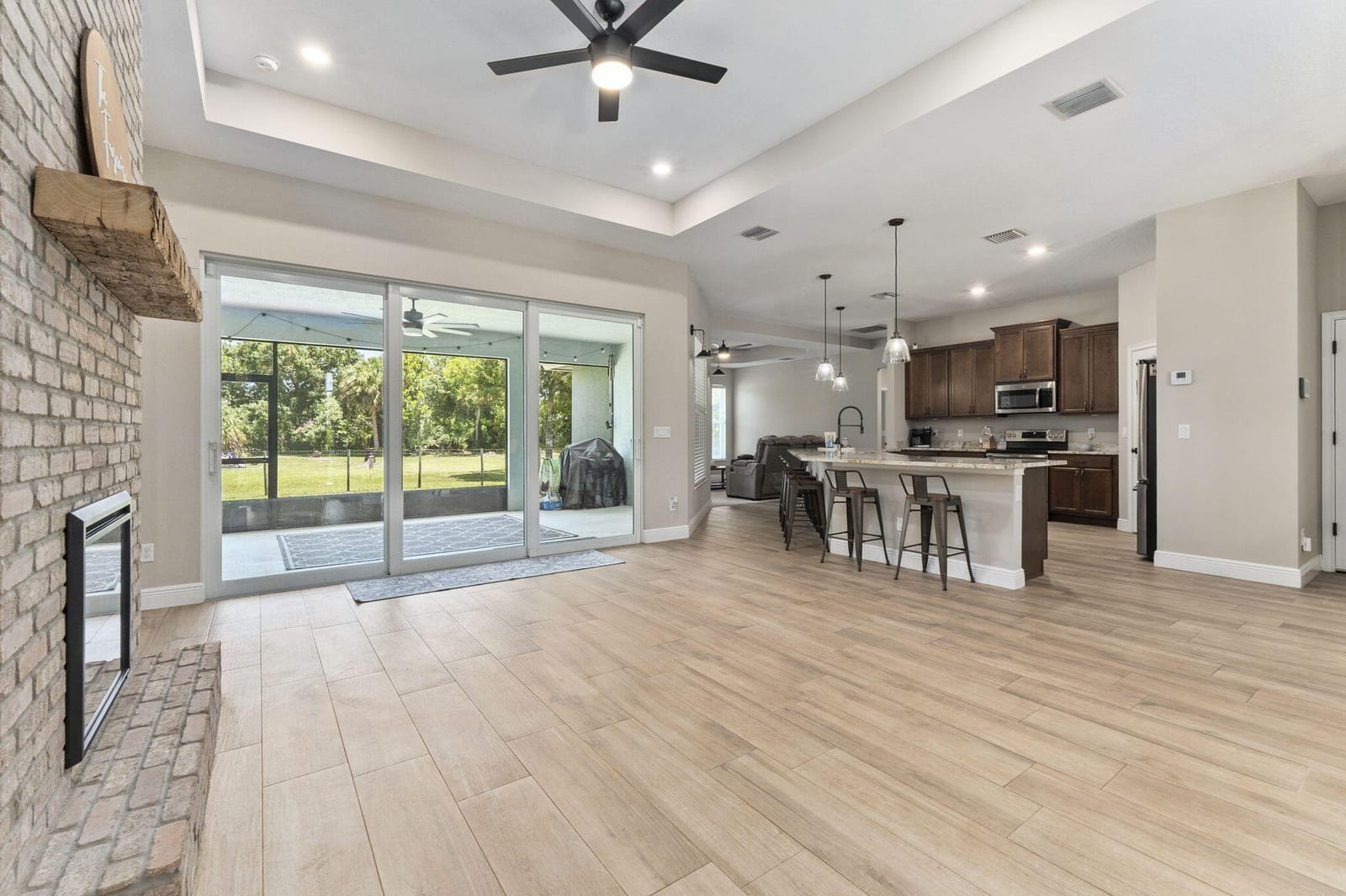 4912 Pinetree Drive — photo 10
