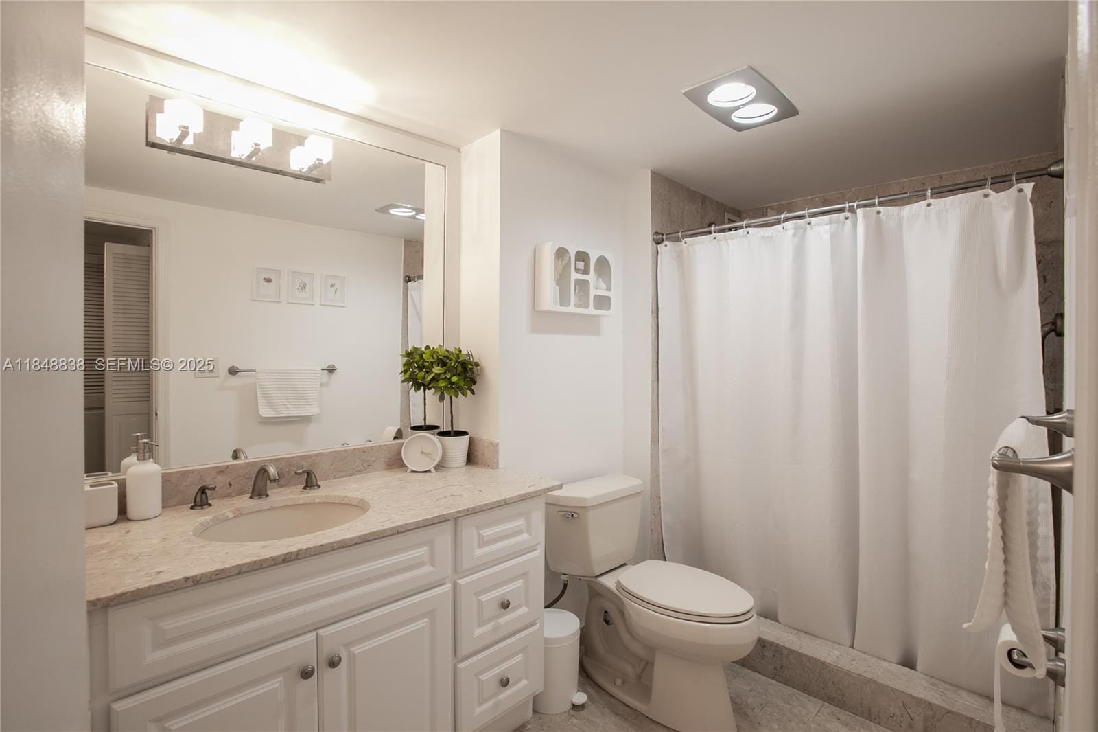 1800 NE 114th Street 511, Miami, FL 33181 photo 12