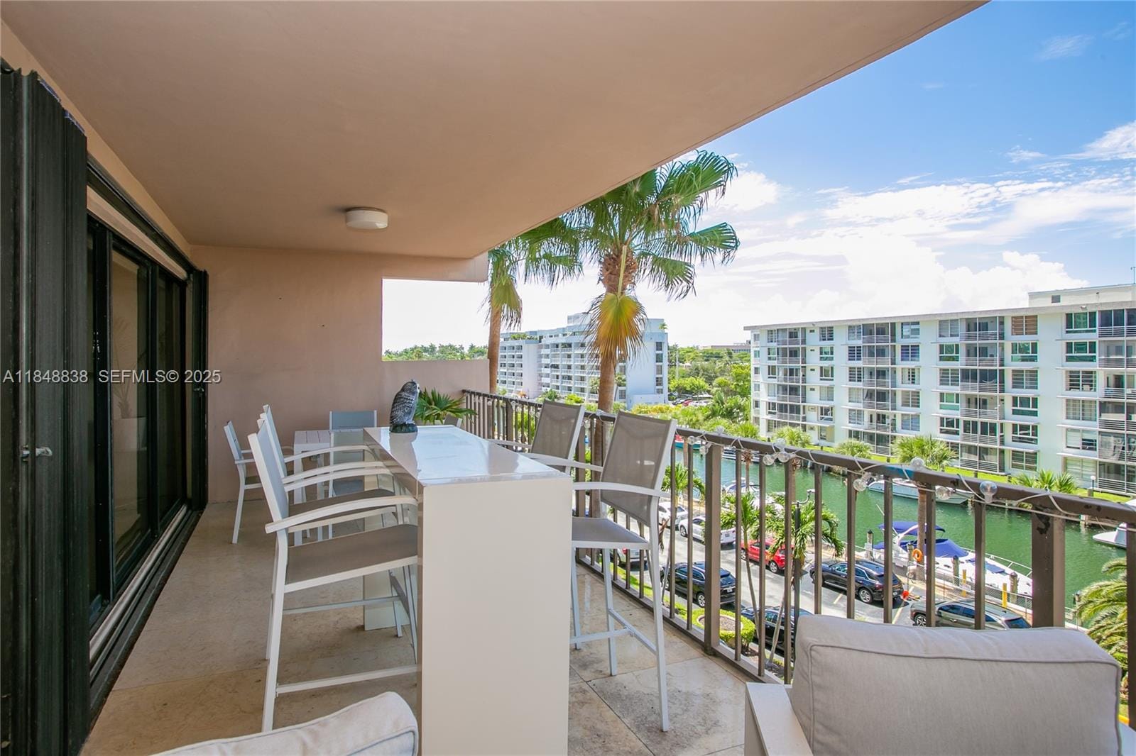 1800 NE 114th Street 511, Miami, FL 33181 photo 3