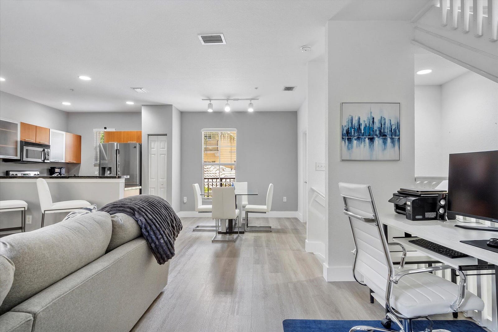 2536 SW 14th Avenue 1102 — photo 5