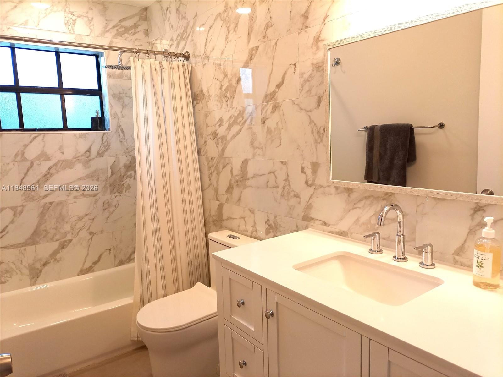 13473 Fountain View Boulevard 1 — photo 8