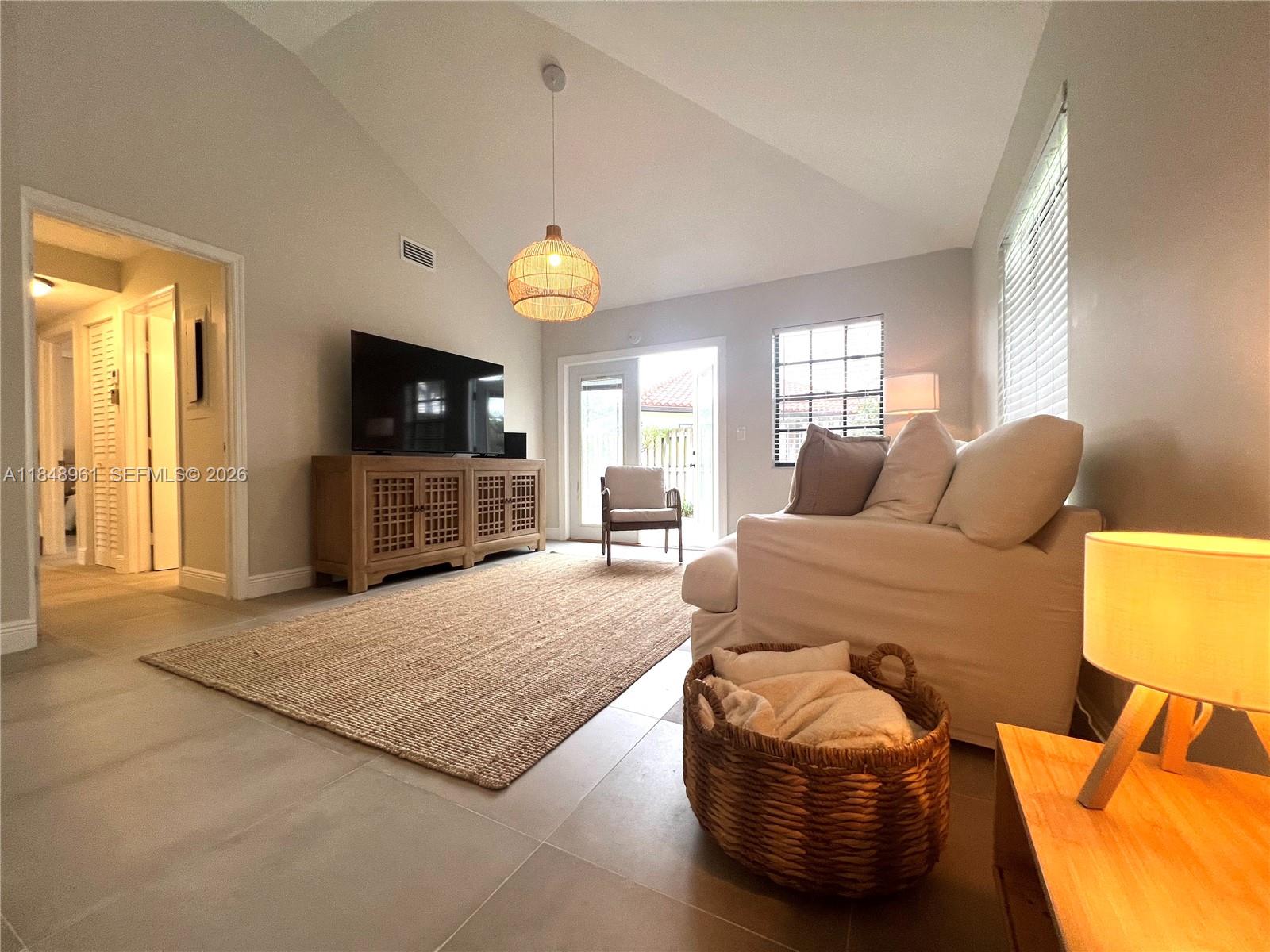 13473 Fountain View Boulevard 1, Wellington, FL 33414, Wellington