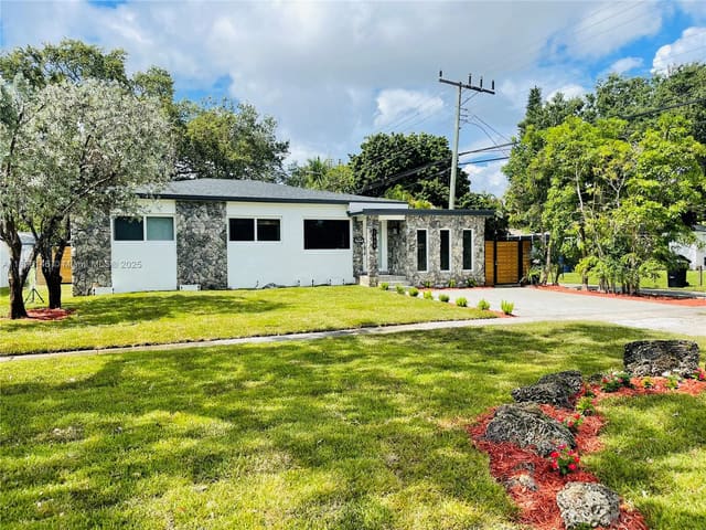 1930 NE 178th Street, North Miami Beach, FL 33162