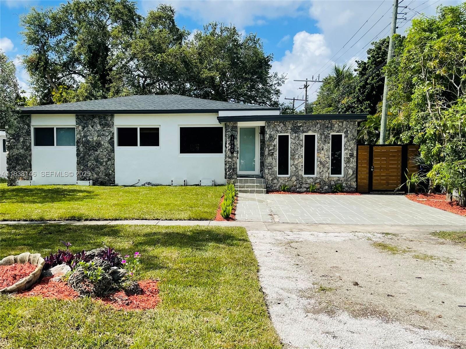 1930 NE 178th Street, North Miami Beach, FL 33162 photo 3