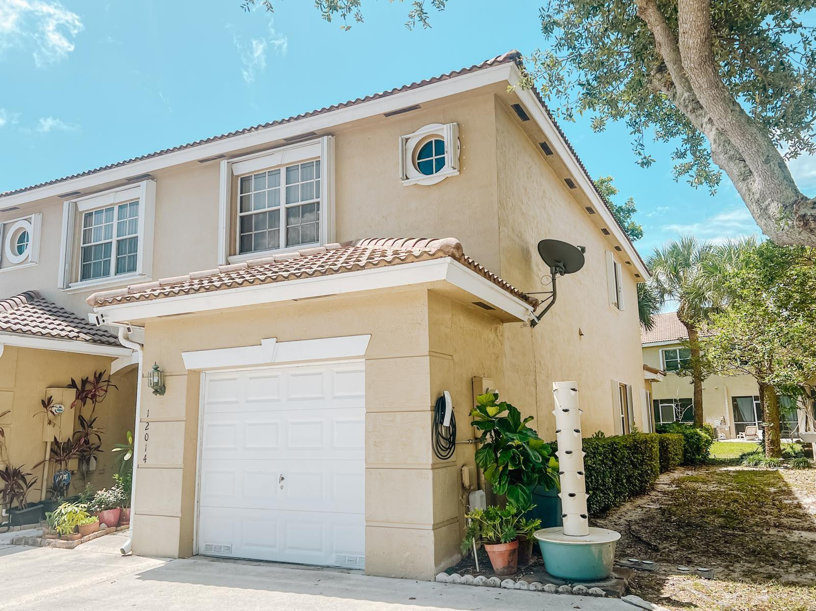 12014 SW 2nd Street, Pembroke Pines, FL 33025, Pembroke Pines