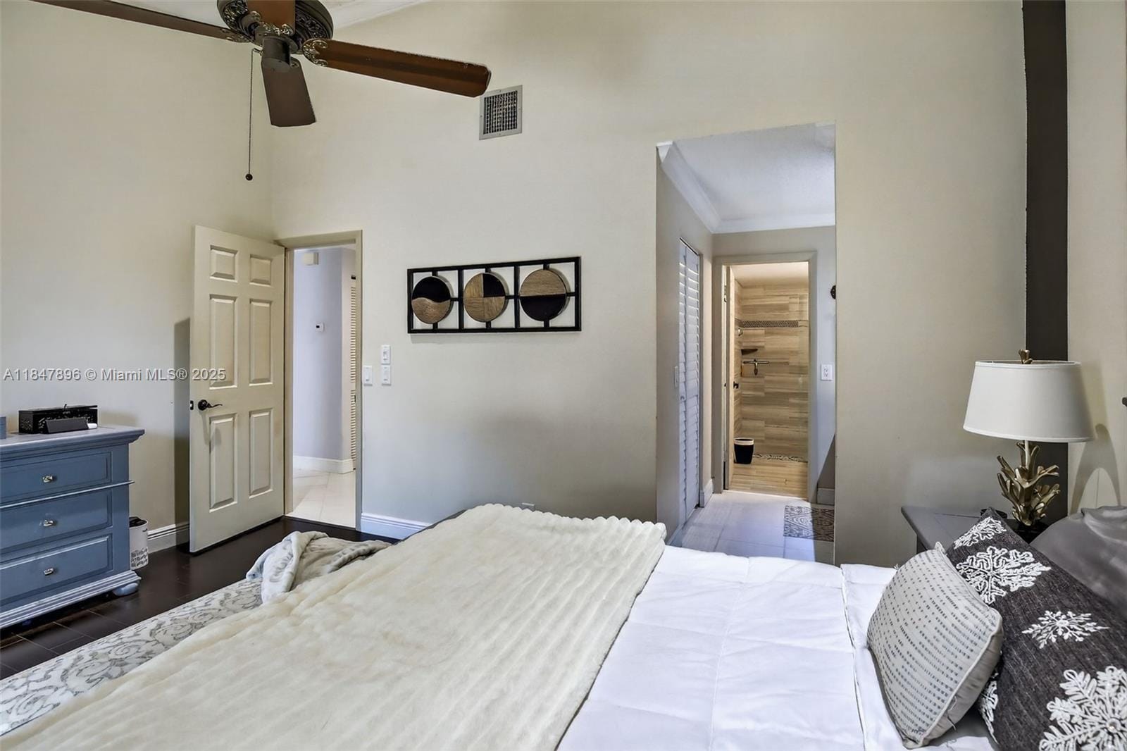 9404 N Chelsea N Drive, Plantation, FL 33324 photo 13