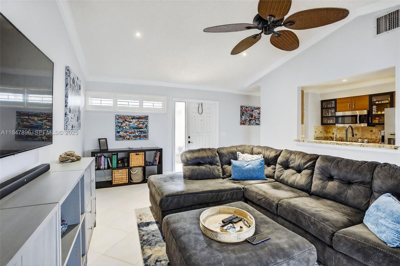 9404 N Chelsea N Drive, Plantation, FL 33324 photo 4
