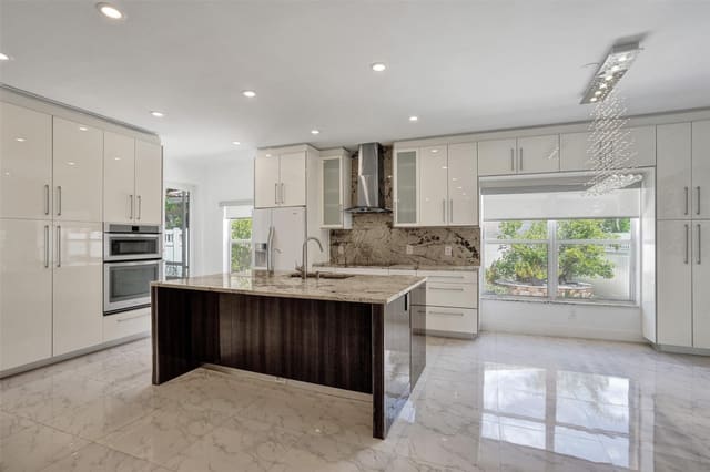 4053 NW 61st Terrace, sold in Turtle Run Prcl J-1 Rep, Coral Springs, FL