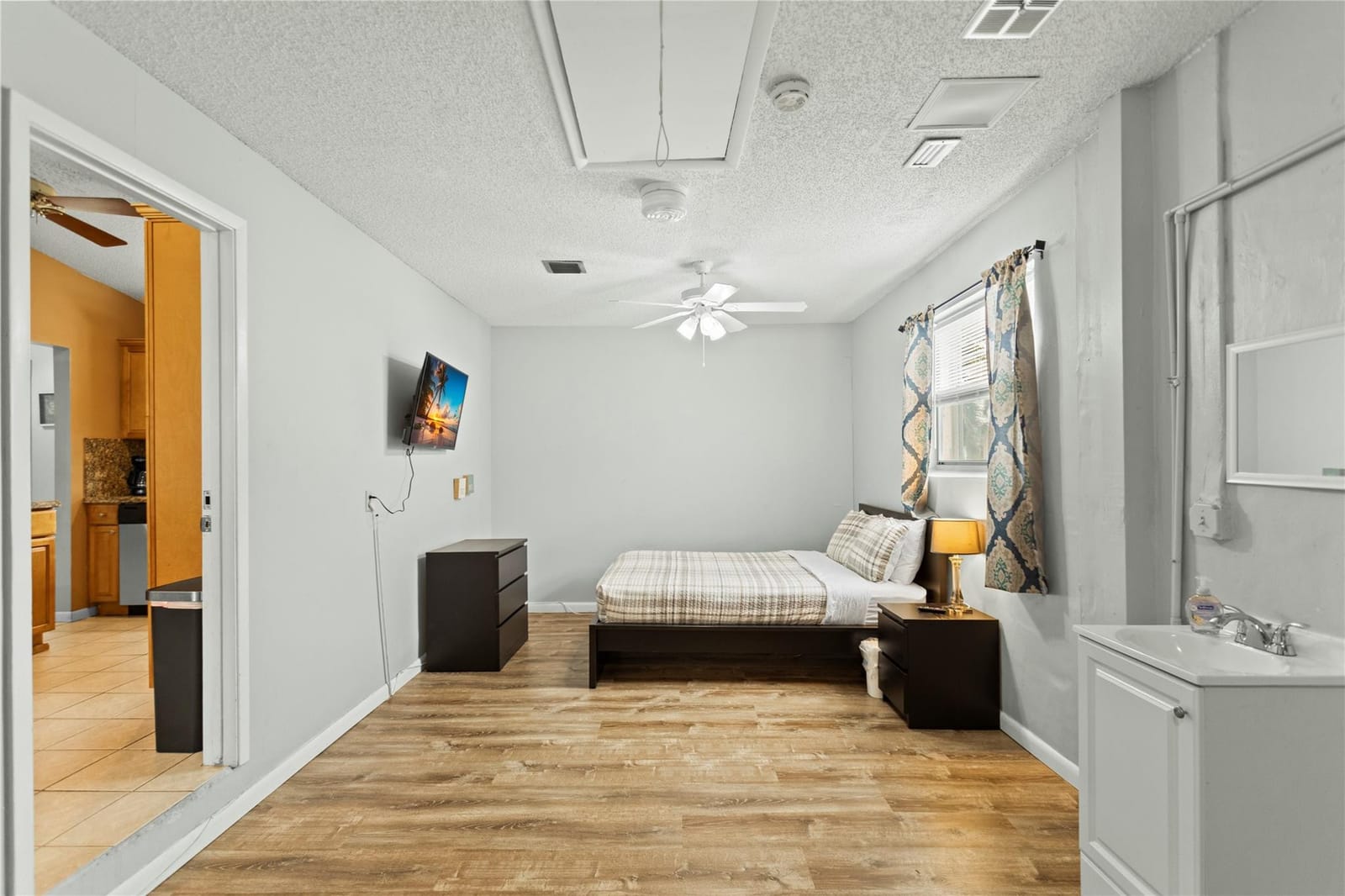 4531 NW 84th Avenue, Lauderhill, FL 33351 photo 14