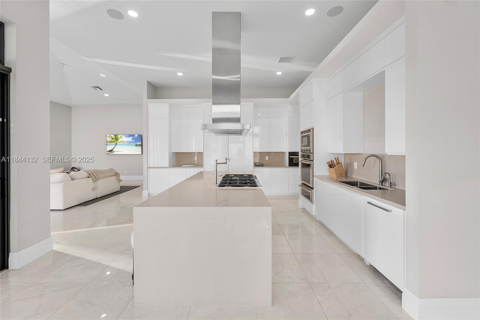 3275 Islewood Avenue, Weston, FL 33332 photo 11