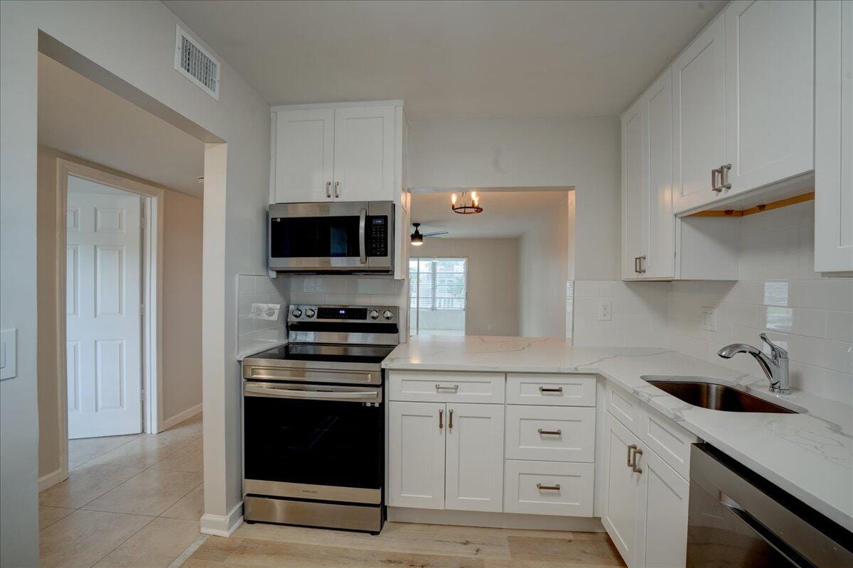 2901 Fiore Way 2040, Delray Beach, FL 33445 photo 10