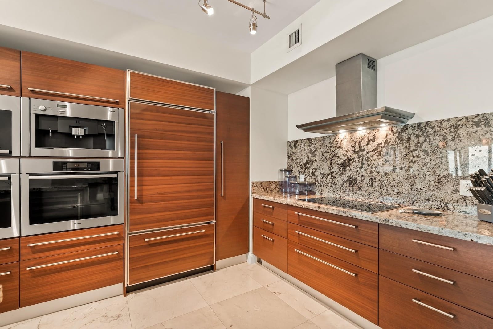 101 S Fort Lauderdale Beach Boulevard 1502, Fort Lauderdale, FL 33316 photo 16