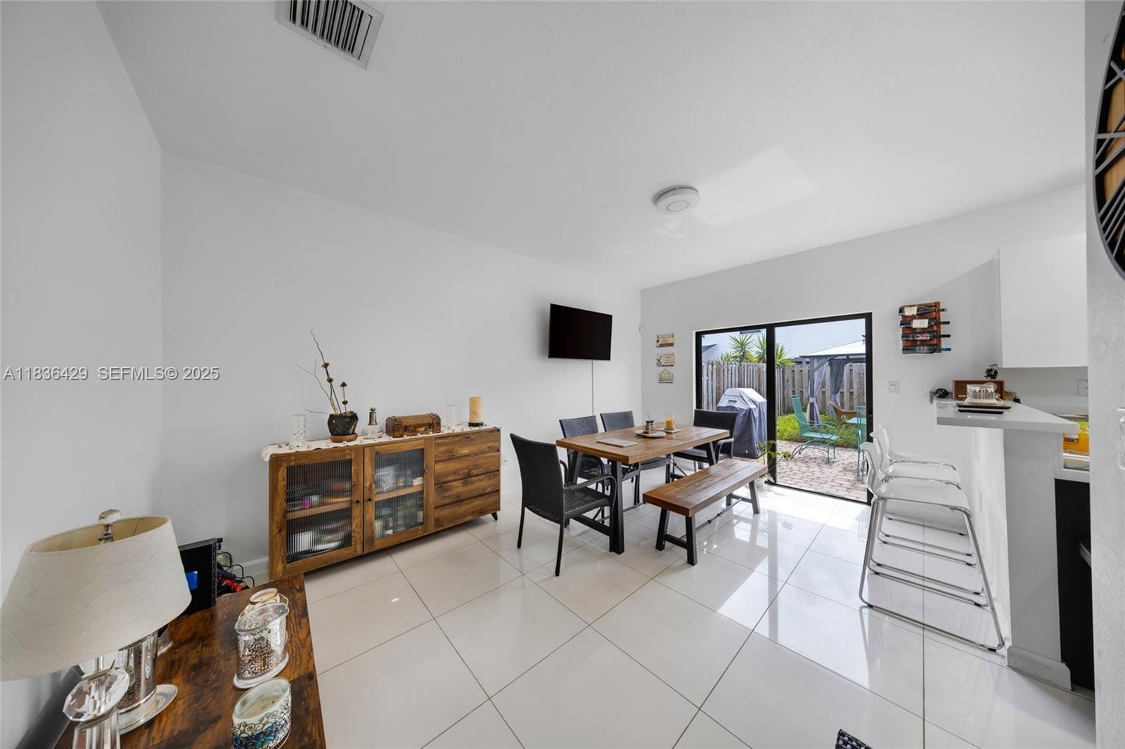 8877 NW 103rd Avenue, Doral, FL 33178 photo 7