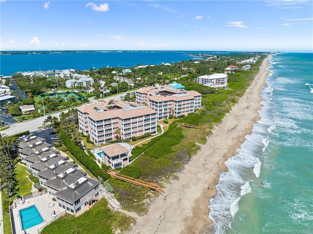 1555 NE Ocean Boulevard 302