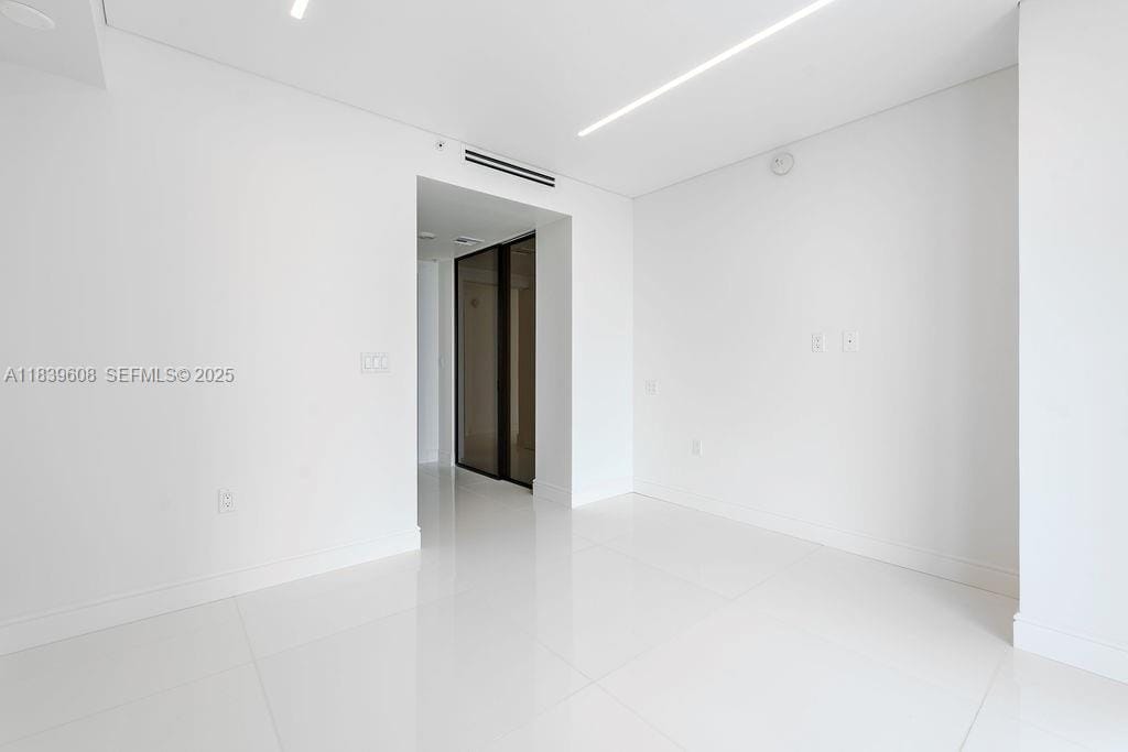 300 Sunny Isles Boulevard 4-1808, Sunny Isles Beach, FL 33160 photo 19