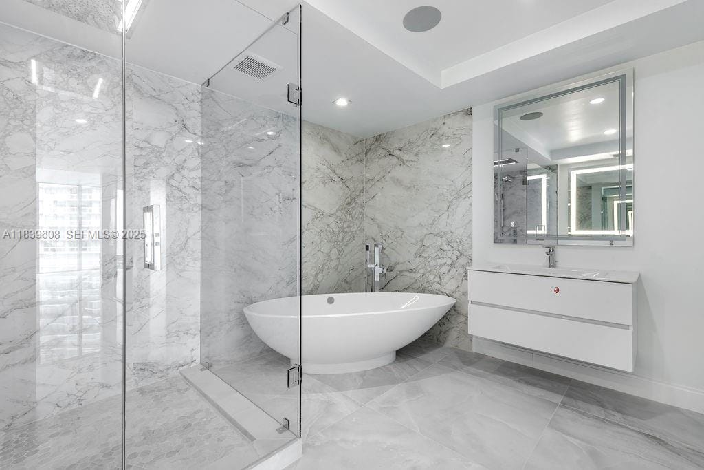 300 Sunny Isles Boulevard 4-1808, Sunny Isles Beach, FL 33160 photo 25