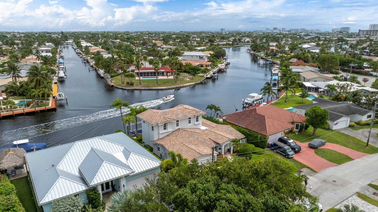 621 SE 10th Street, Pompano Beach, FL 33060