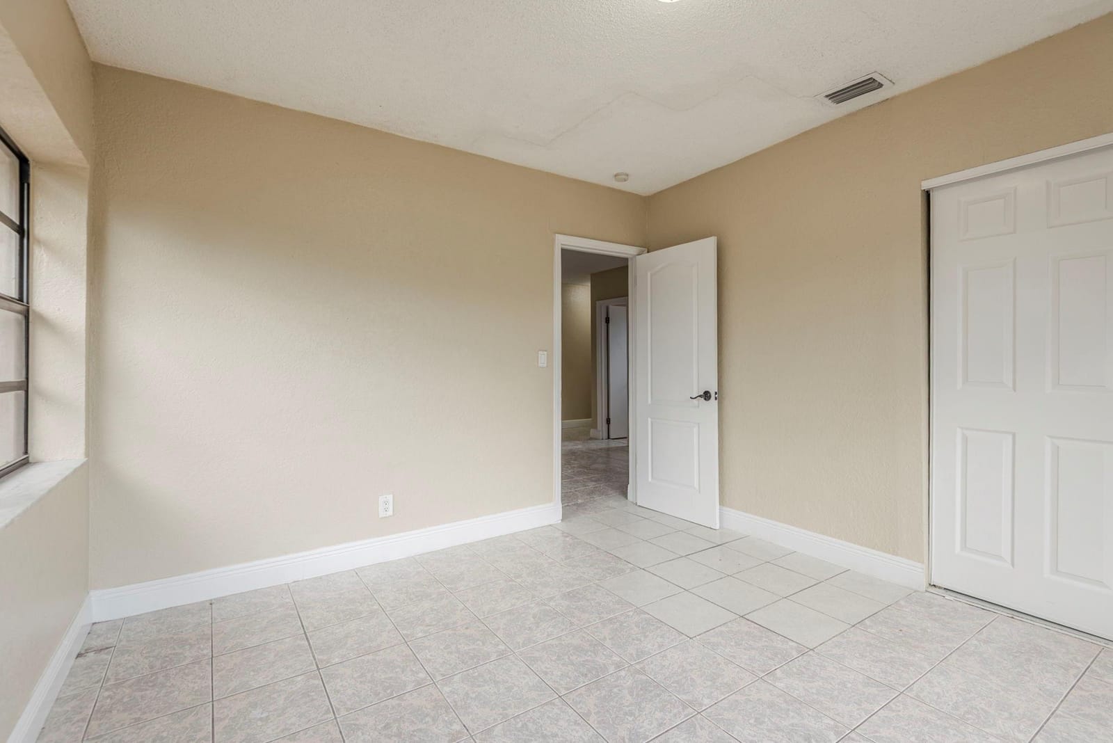 170 W 50th Street, Hialeah, FL 33012 photo 14