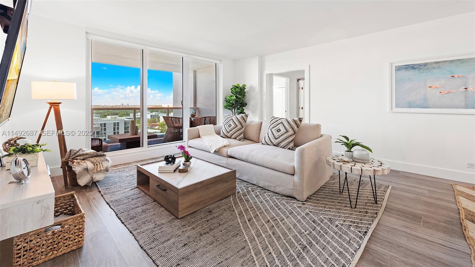 2301 Collins Avenue 1126 — photo 11