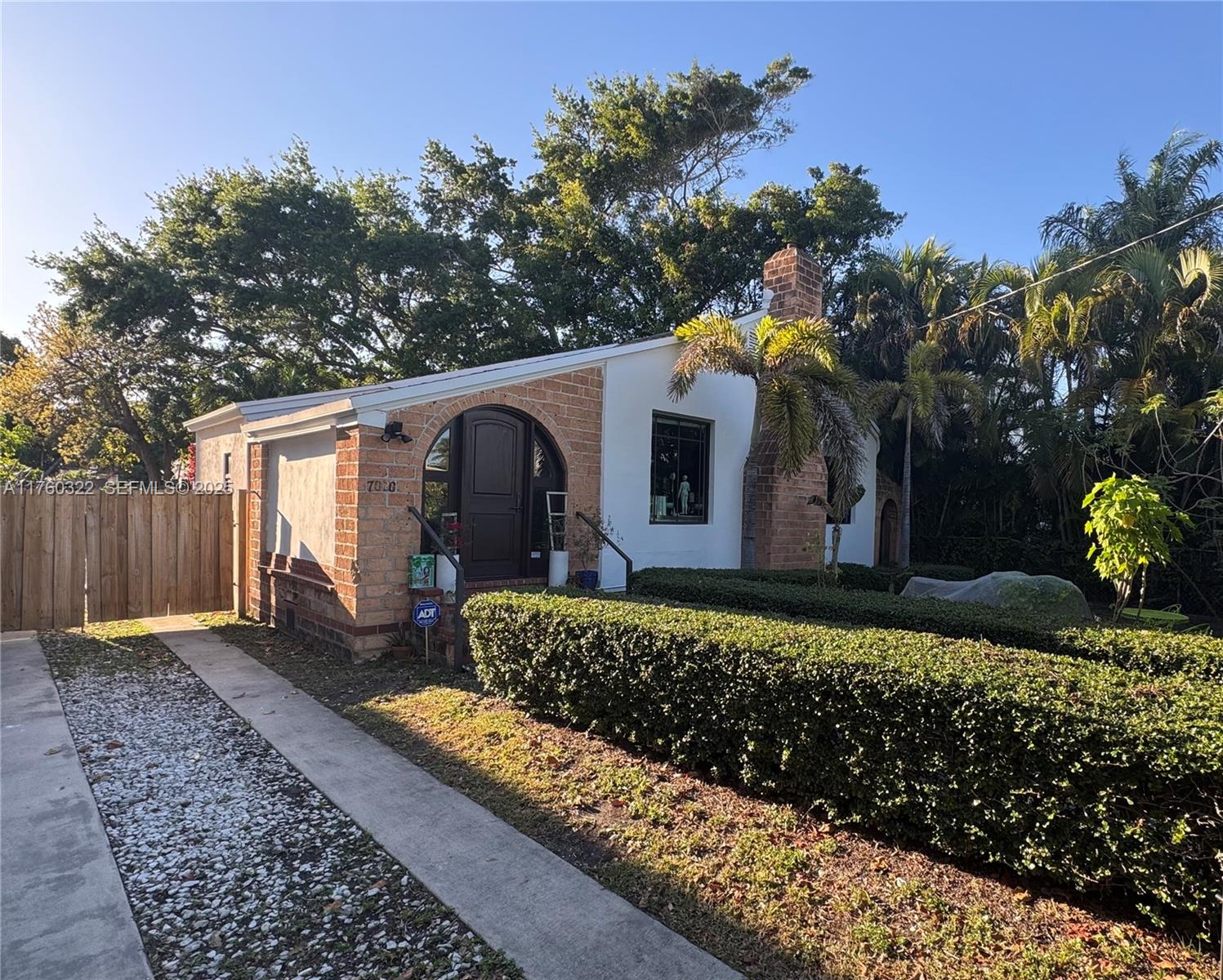 7020 NE 5th Avenue, Miami, FL 33138, Miami