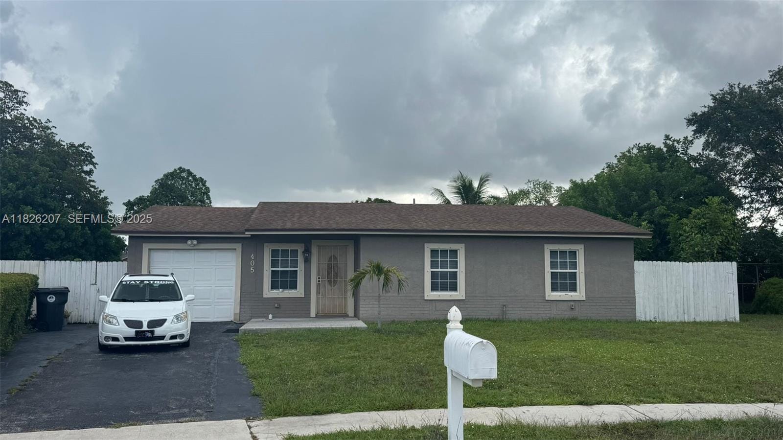 405 SW 79th Terrace, North Lauderdale, FL 33068