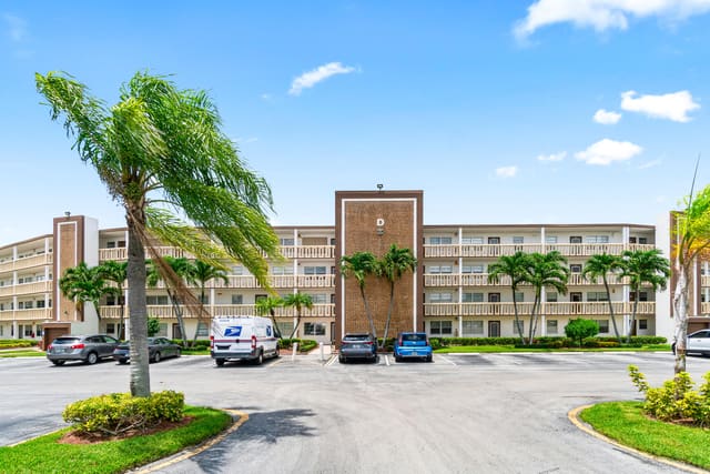 4070 Guildford D D, Boca Raton, FL 33434
