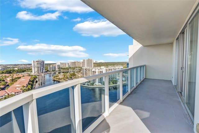 3800 S Ocean Drive 1806, Hollywood, FL 33019