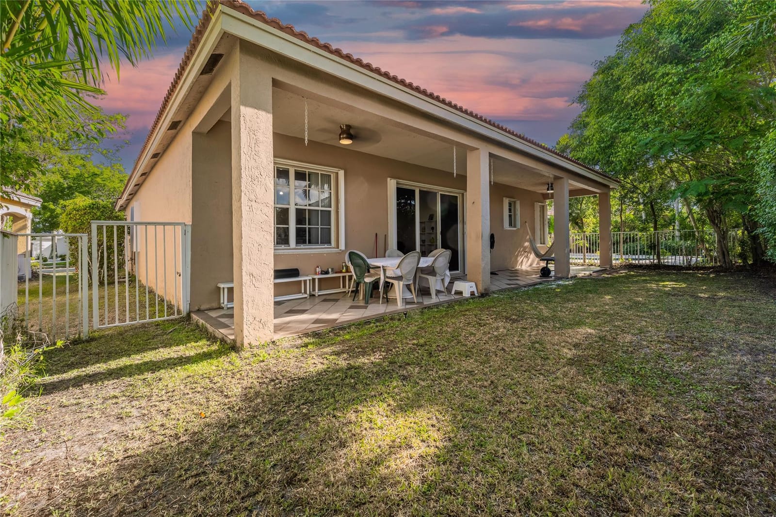 934 S Sunflower Circle — photo 3