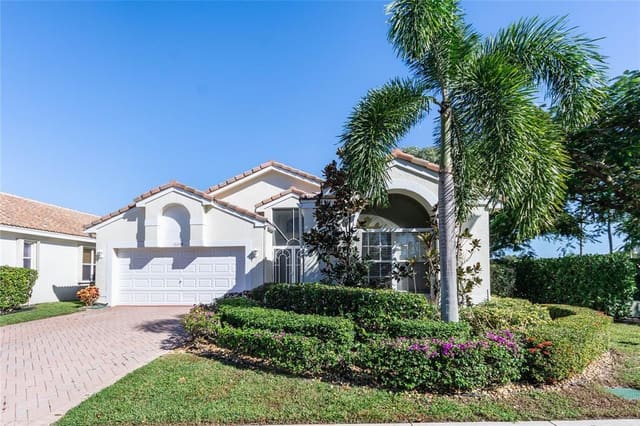 10254 Utopia Circle, sold in Grove Isle, Boynton Beach, FL