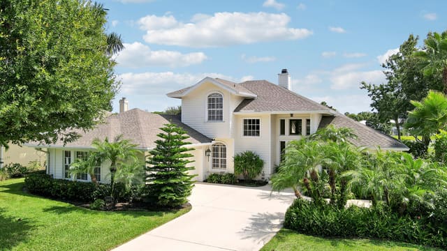 2000 SW Oakwater Point, Palm City, FL 34990