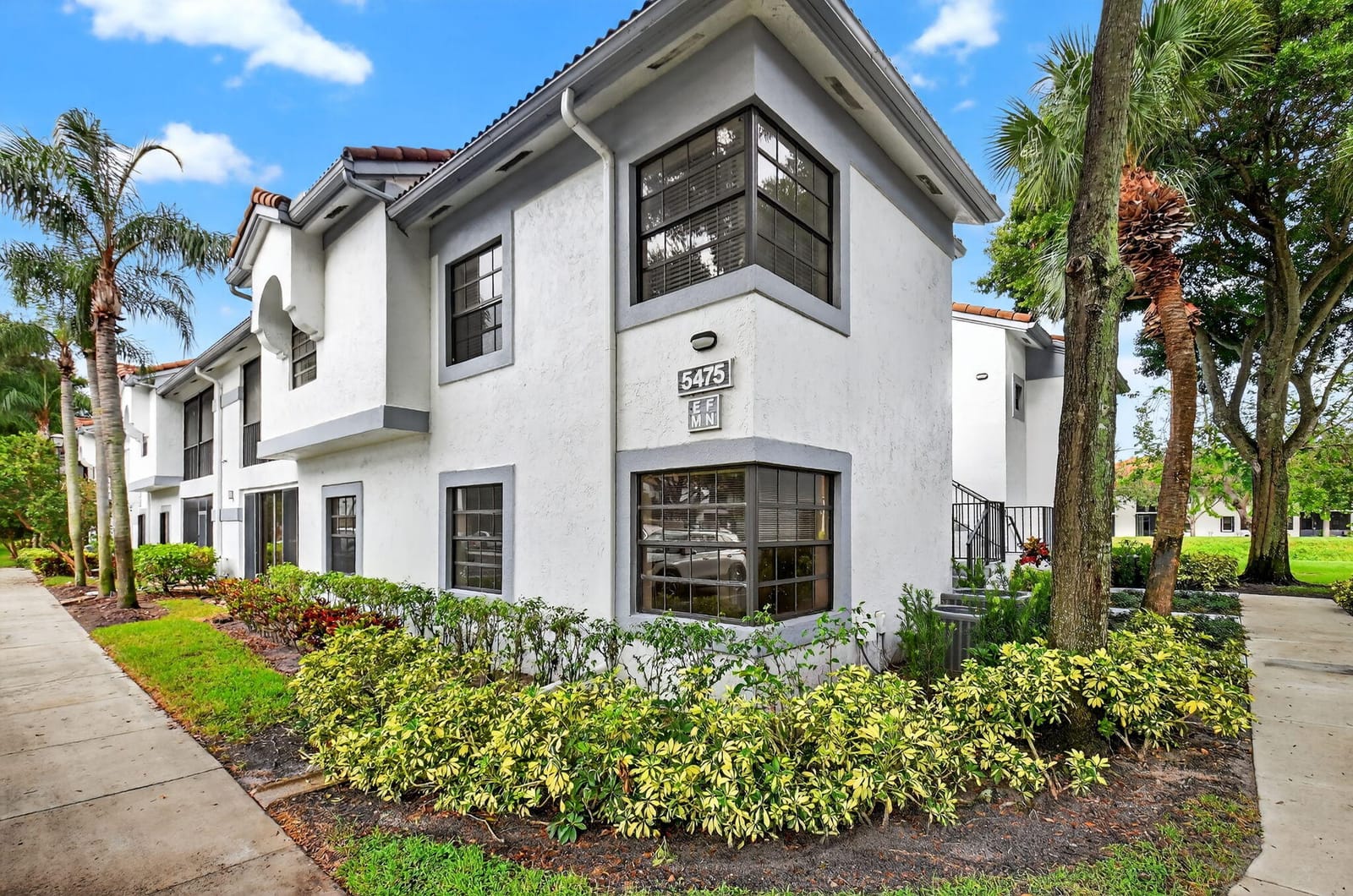 5475 Verona Drive F, Boynton Beach, FL 33437 photo 2