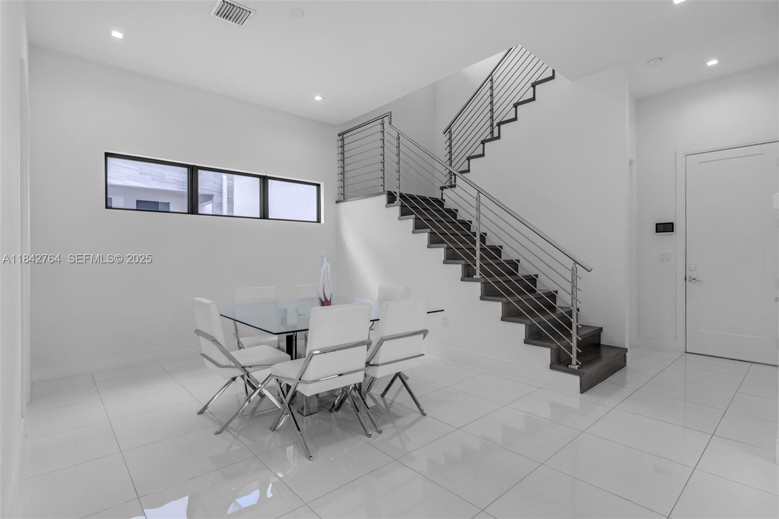 8109 NW 48th Terrace — photo 9