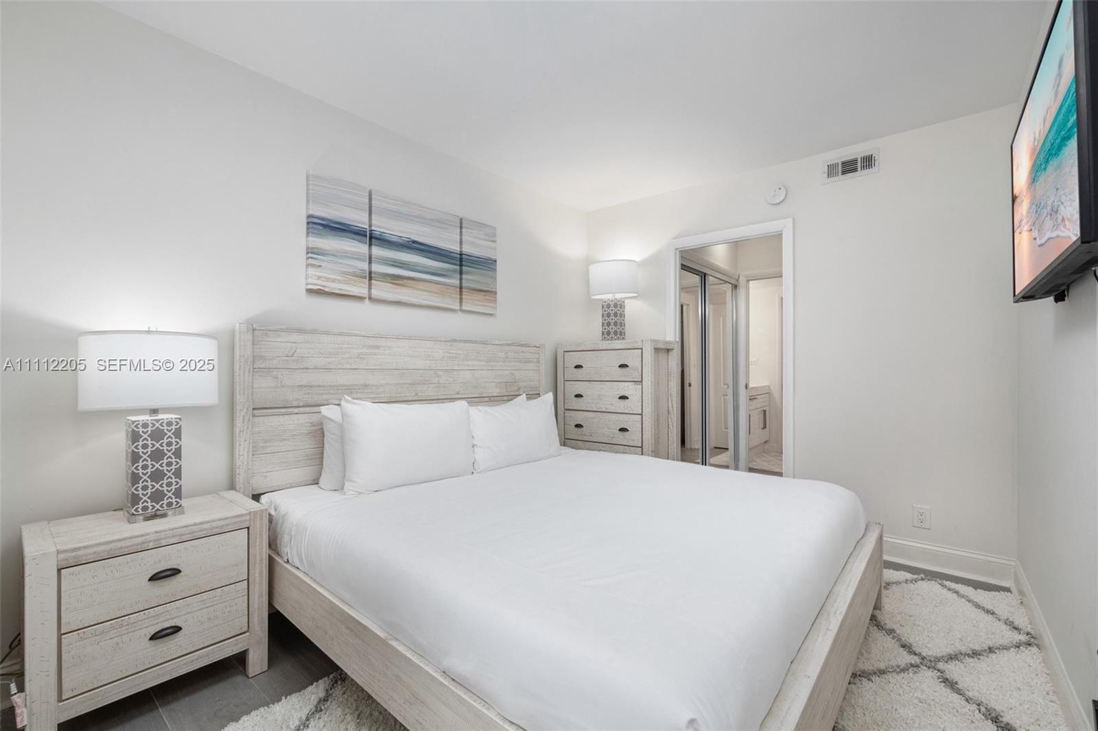2301 Collins Avenue 328 — photo 2