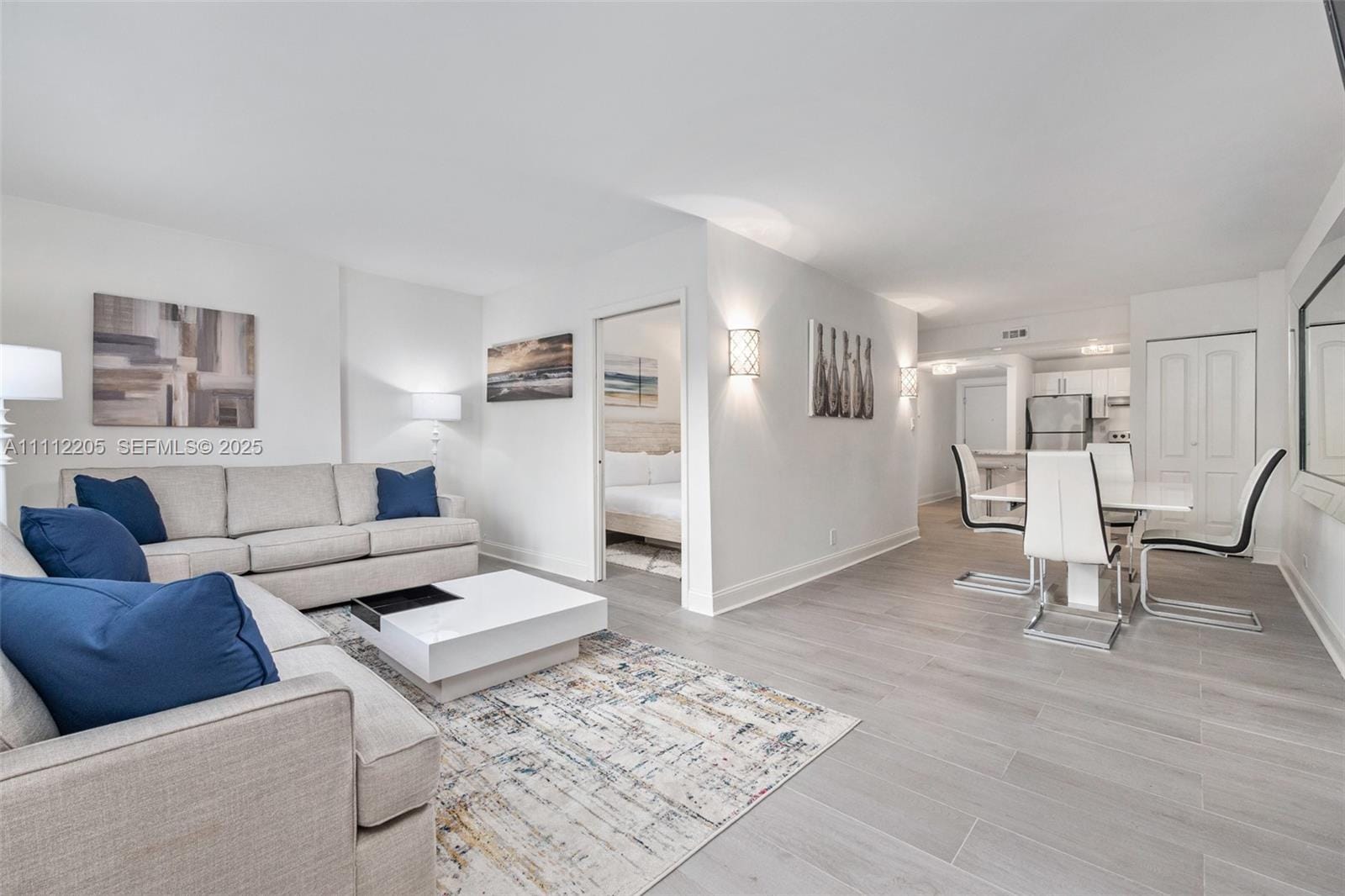 2301 Collins Avenue 328 — photo 5