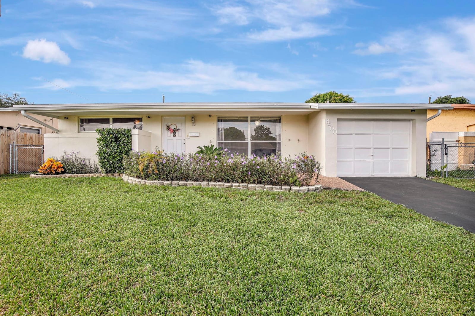 8400 NW 25th Street, Sunrise, FL 33322