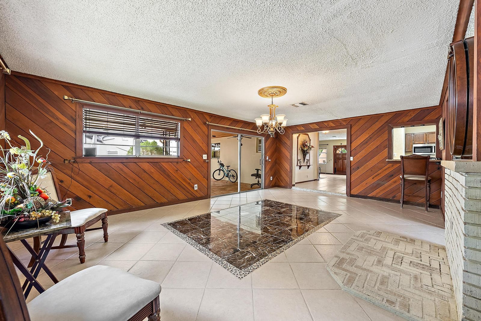306 S Caloosahatchee Avenue — photo 8
