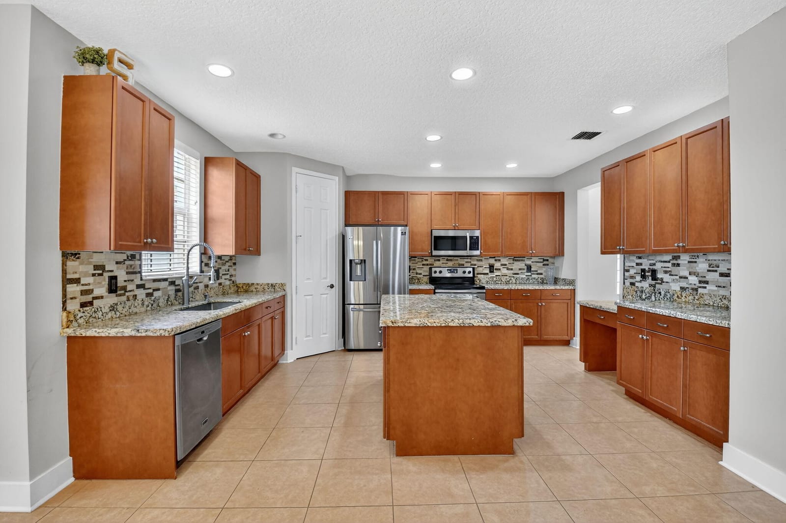 9917 Cobblestone Creek Drive, Boynton Beach, FL 33472 photo 18
