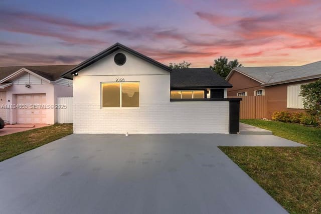 20328 NW 33rd Avenue, sold in Leslie Patio Homes Sec 4, Miami Gardens, FL