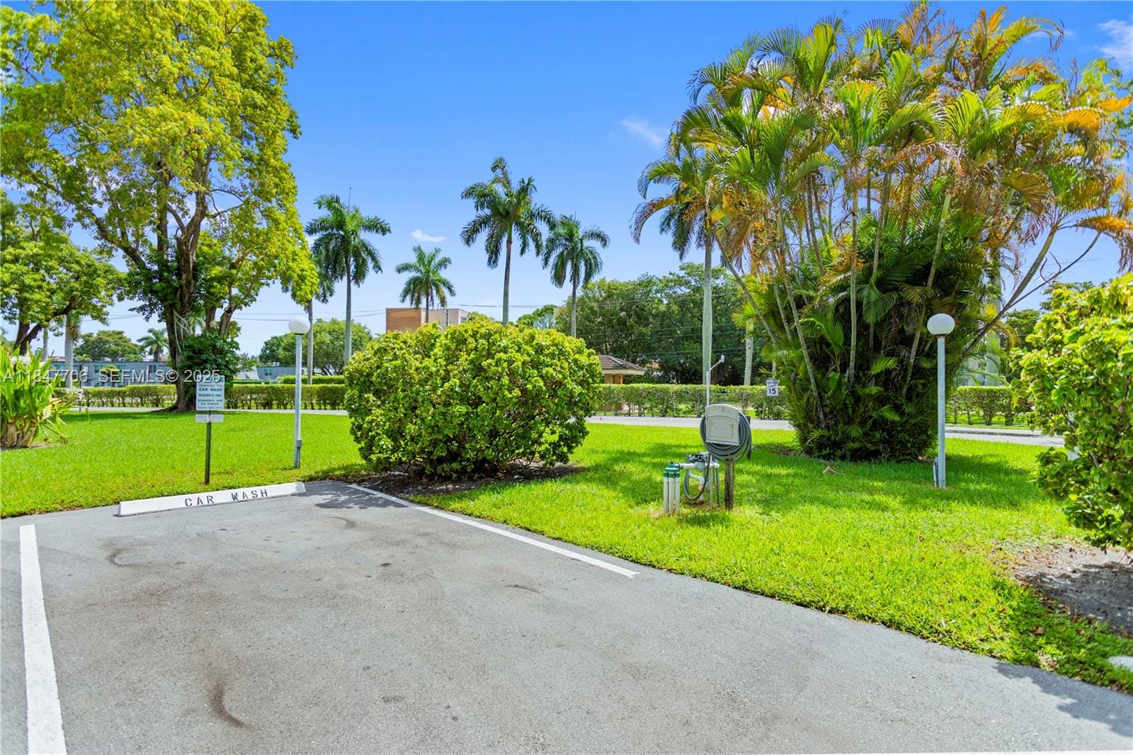 6901 Cypress Road B18, Plantation, FL 33317 photo 2