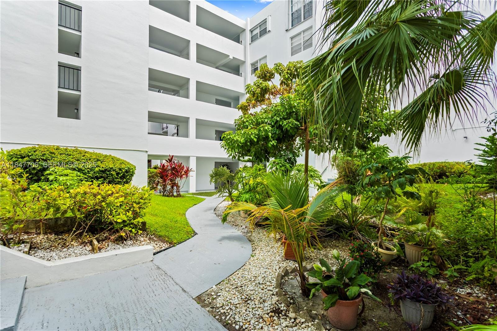 6901 Cypress Road B18, Plantation, FL 33317 photo 6