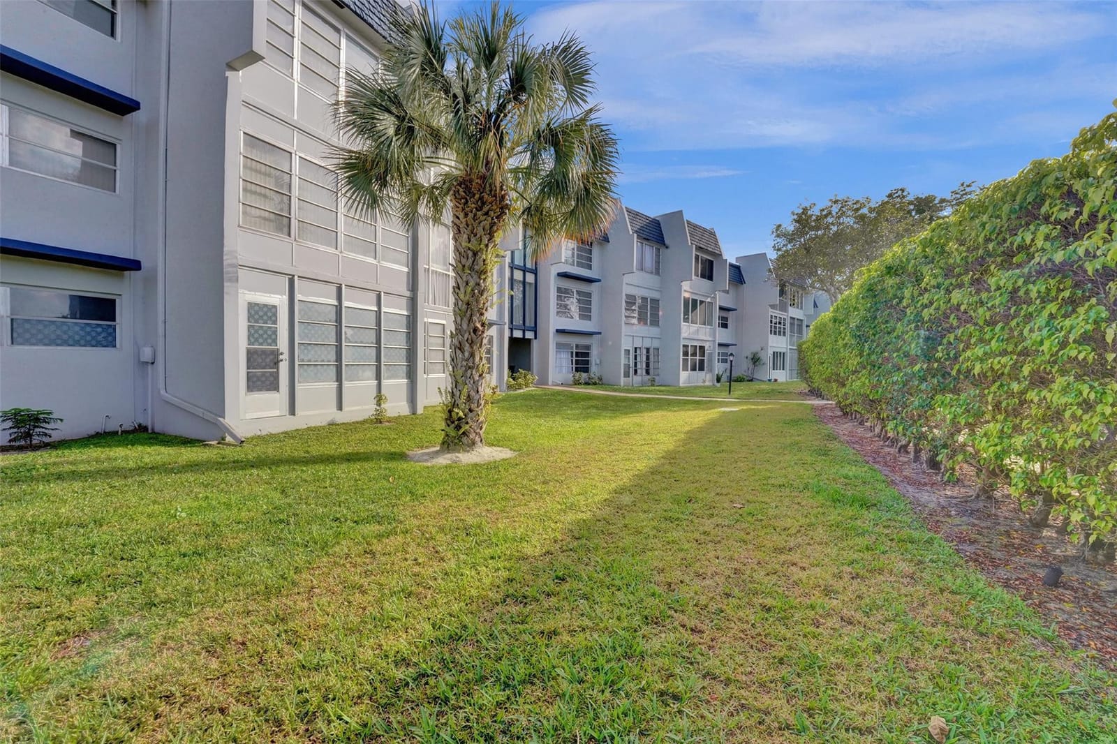 7817 Golf Circle Drive 106, Margate, FL 33063