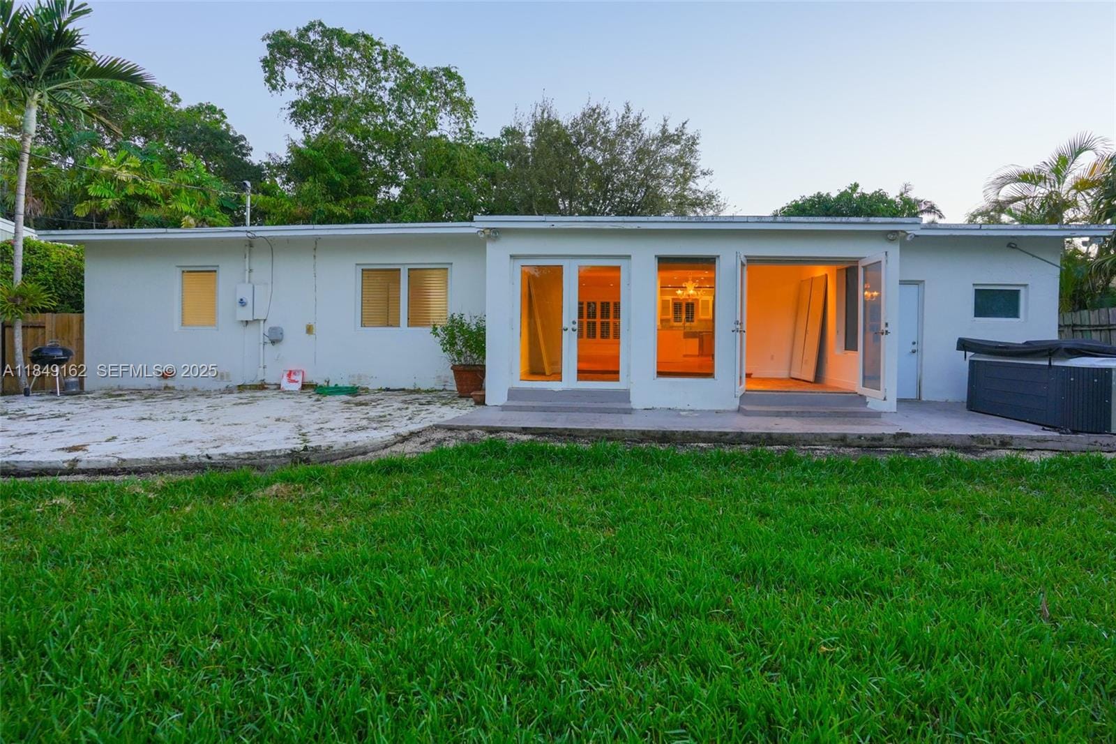 355 Redwood Lane, Key Biscayne, FL 33149 photo 11