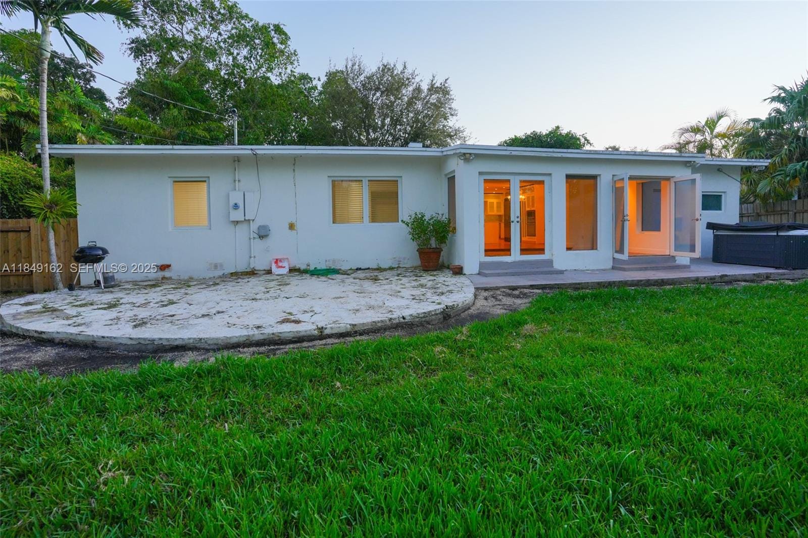 355 Redwood Lane, Key Biscayne, FL 33149 photo 12