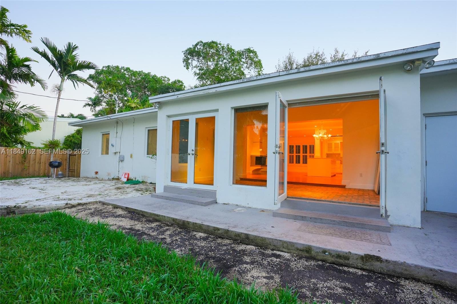 355 Redwood Lane, Key Biscayne, FL 33149 photo 10