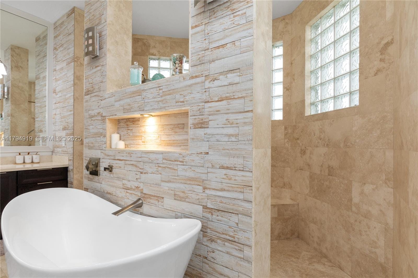 815 Regal Cove Road, Weston, FL 33327 photo 18