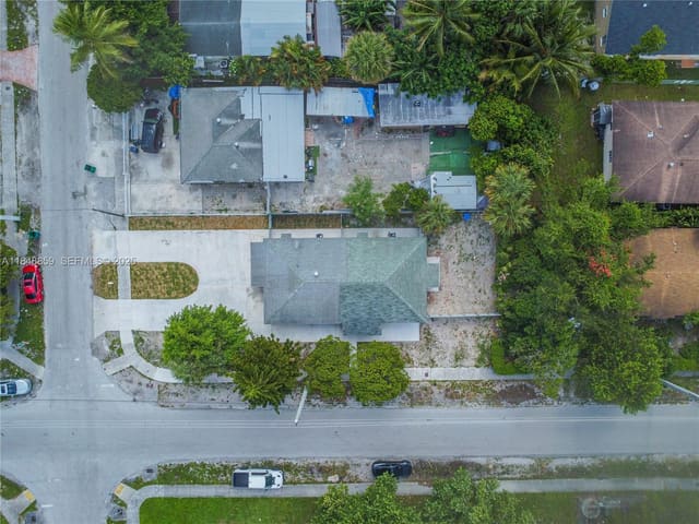 801 NW 109th Street, sold in Pinewood Park Extension, Miami, FL
