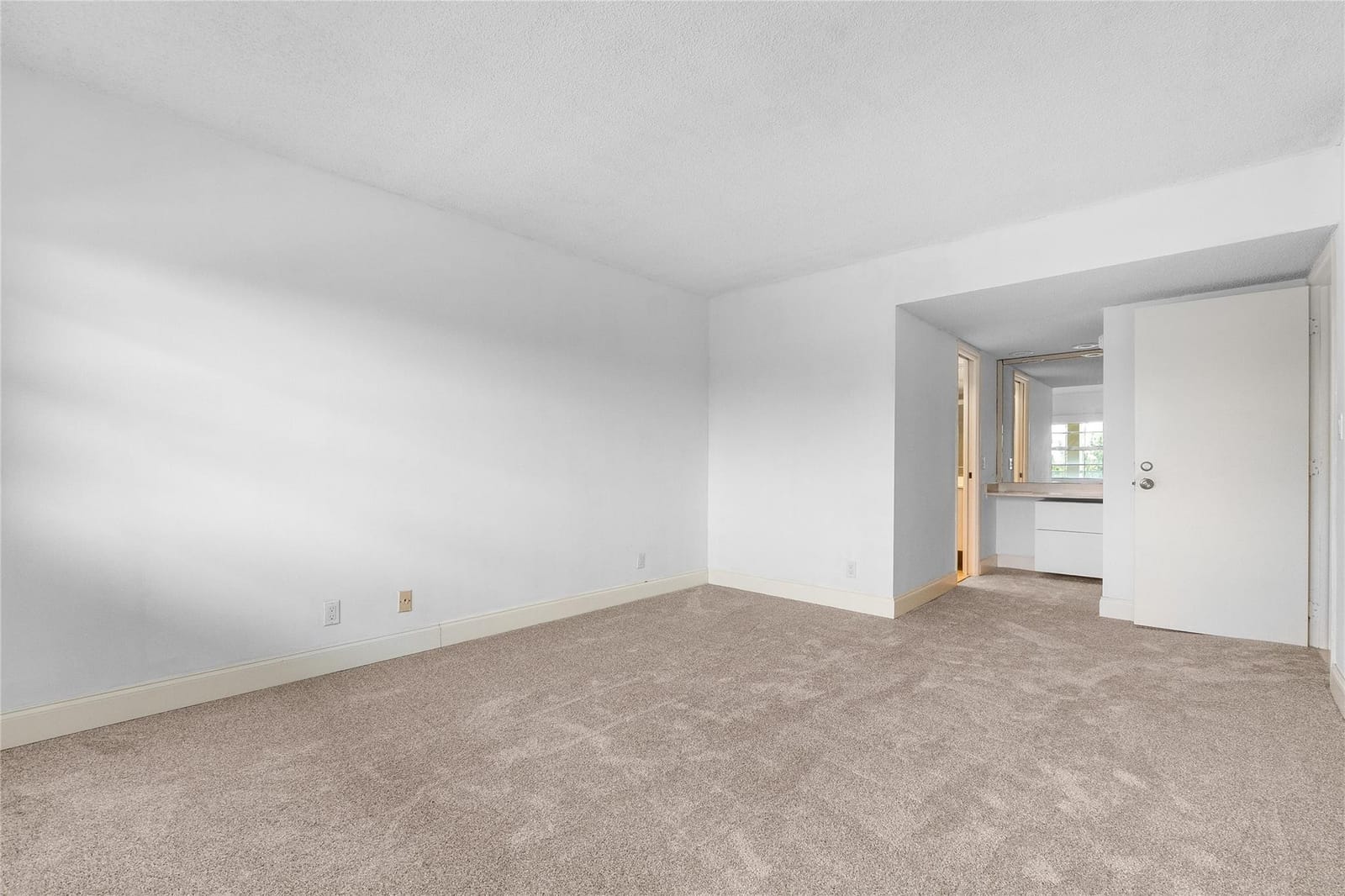 535 Oaks Drive 508 — photo 12