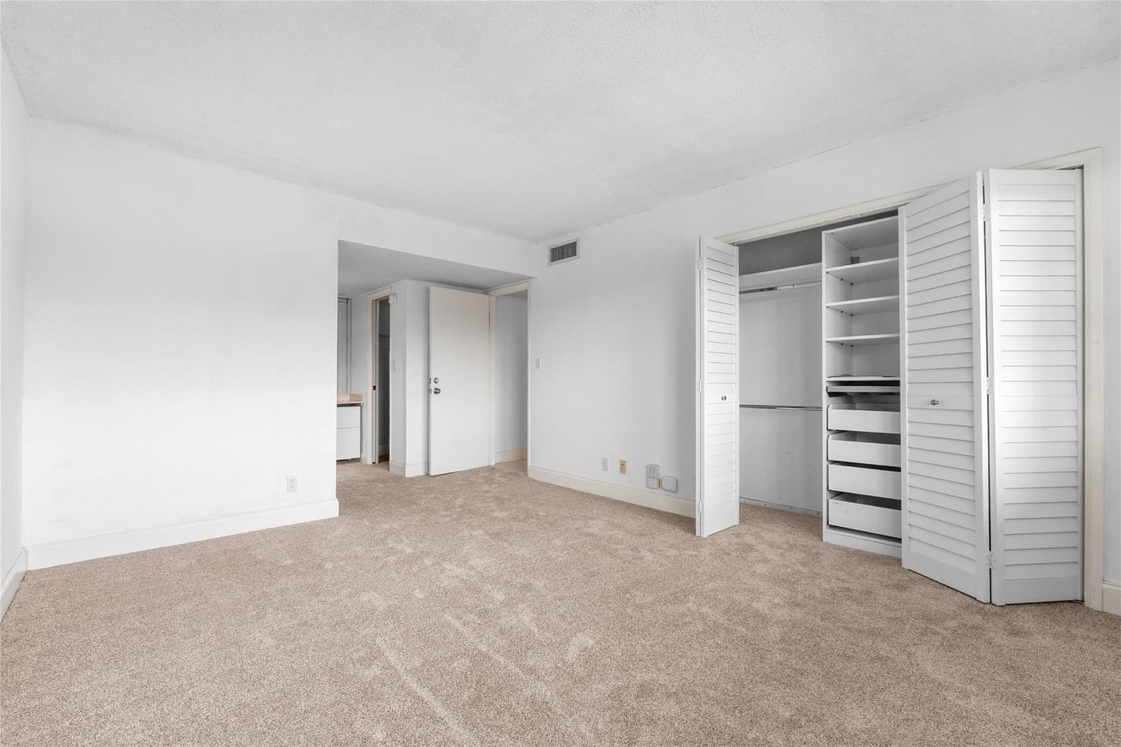 535 Oaks Drive 508, Pompano Beach, FL 33069 photo 21